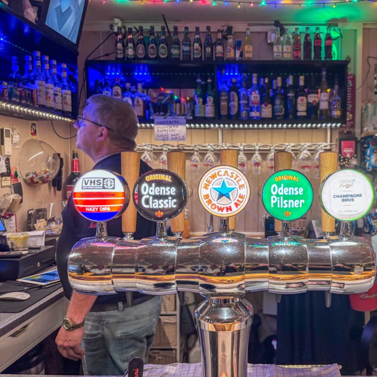 Willy&acute;s Bar R&oslash;dekro-17