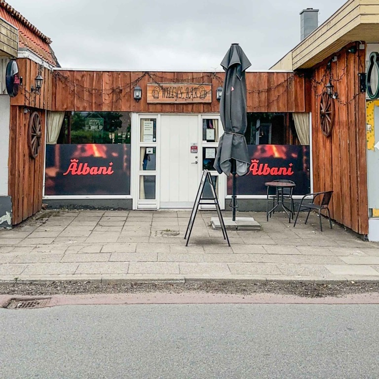 Willy&acute;s Bar R&oslash;dekro