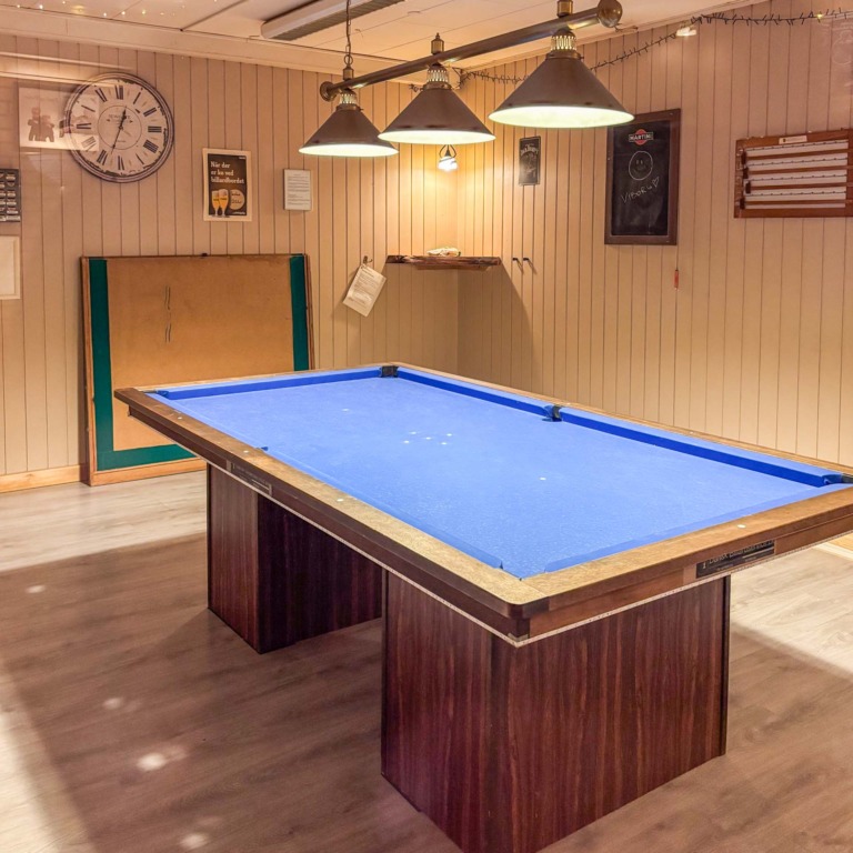 Willy&acute;s Bar R&oslash;dekro-9