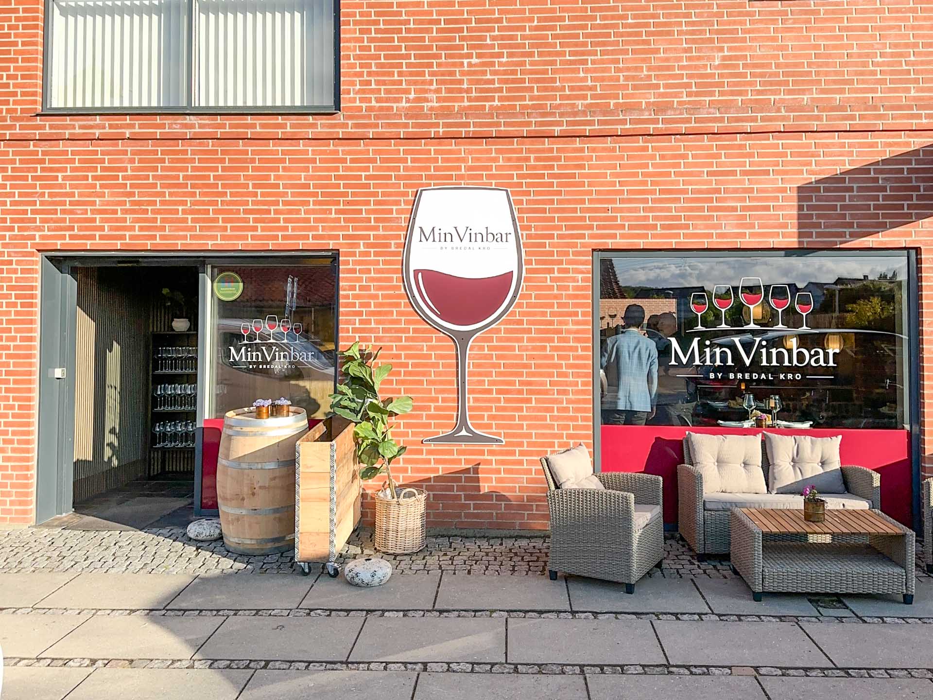 Min Vinbar by Bredal Kro ligger i Hedensted