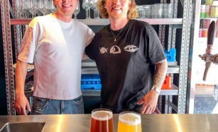 Ratata Bar i Aarhus har to brødre bag baren