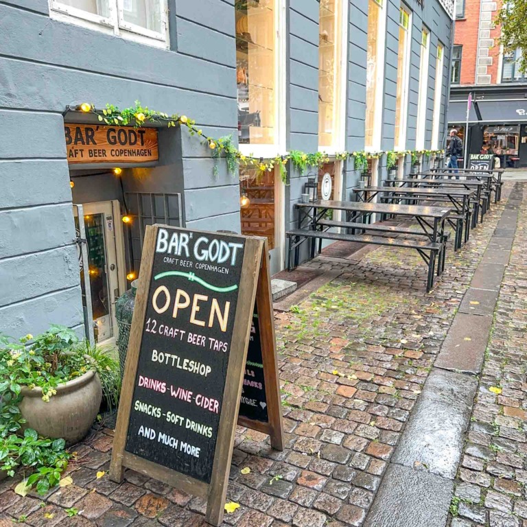 Bar&rsquo; Godt ligger p&aring; Kejsergade i K&oslash;benhavn